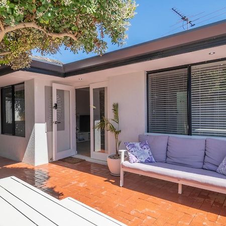 Mindarie Retreat Hotel Exterior photo