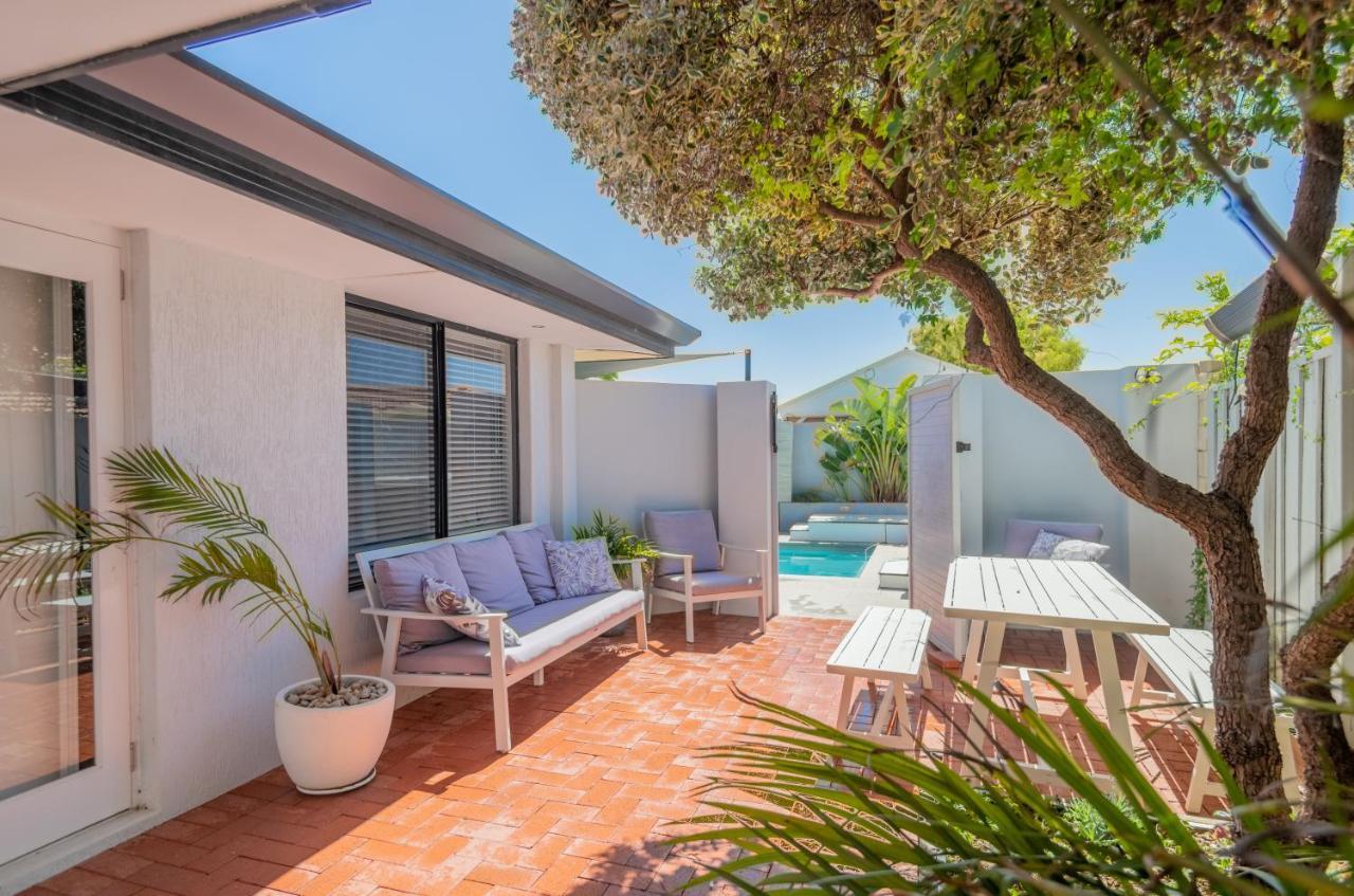 Mindarie Retreat Hotel Exterior photo